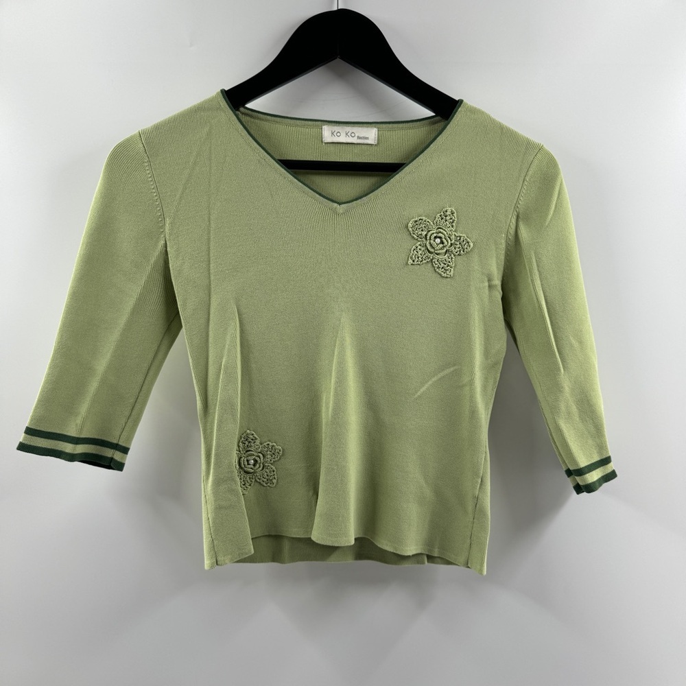 Ko Ko Fashion Y2K Green V Neck Sweater Size Small Embroidered Knit Top